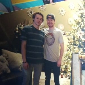 Meet your Posher, Kadin